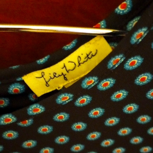 Lily White polkadot blouse with pocket Size S. - Picture 2 of 7